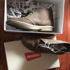 CLARKS Desert Boot